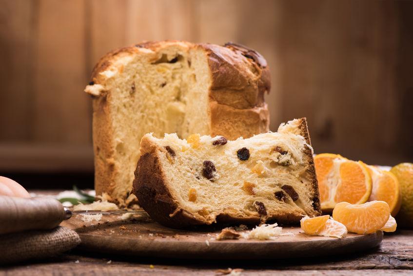 brioche panettone avec morceau d'orange amère confite